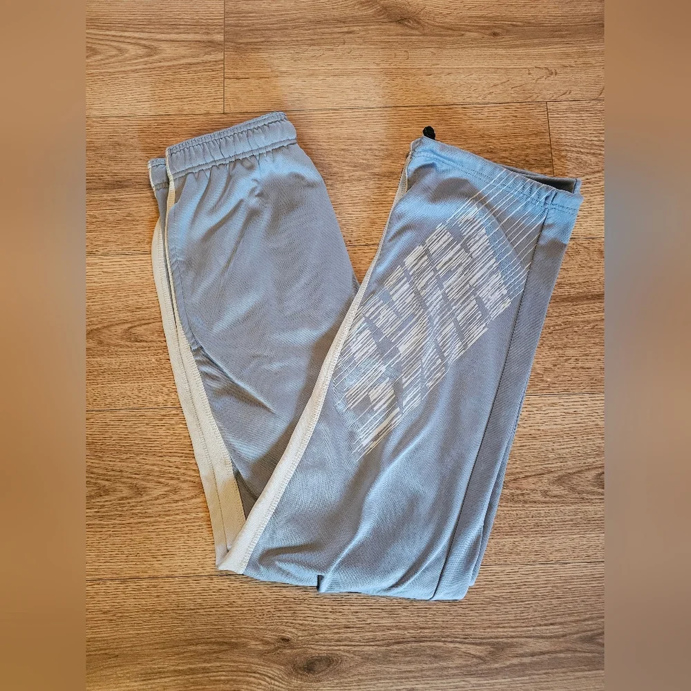 Nike light gray